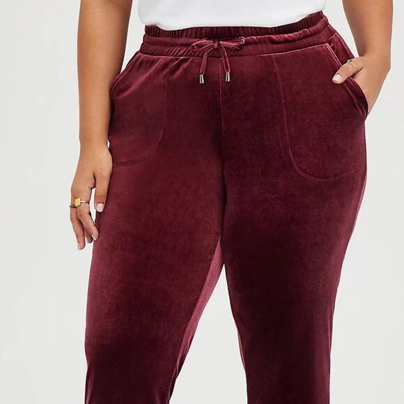 Torrid Tapered Pull On Pant - Stretch Velvet Wine 2X - Picture 5 of 6